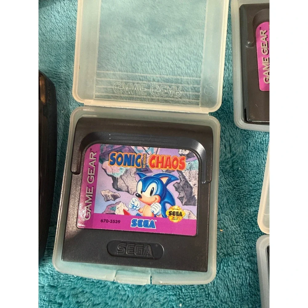 Sega Game Gear Handheld Console Bundle Streets of Rage 2 Sonic Chaos Case Manual